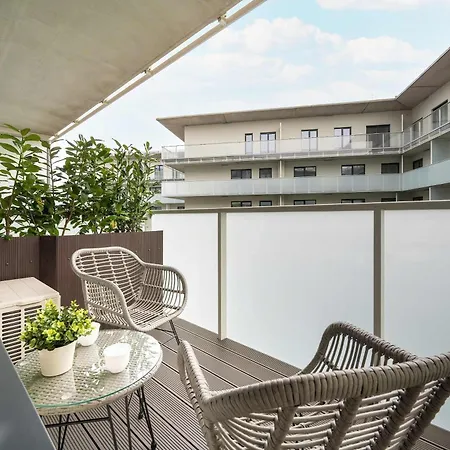 Διαμέρισμα Elegant Mieszczanska With Air Conditioning, & Gym By Renters Prestige