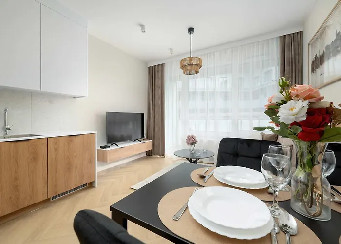 Διαμέρισμα Elegant Mieszczanska With Air Conditioning, & Gym By Renters Prestige