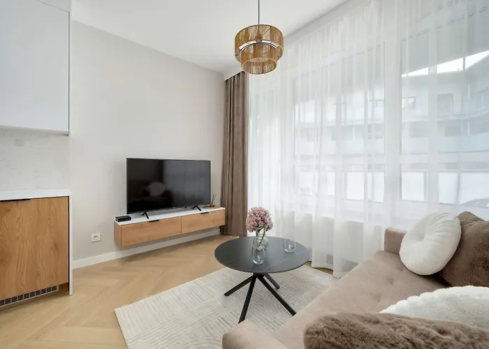 Elegant Mieszczanska With Air Conditioning, & Gym By Renters Prestige * Βρότσλαβ